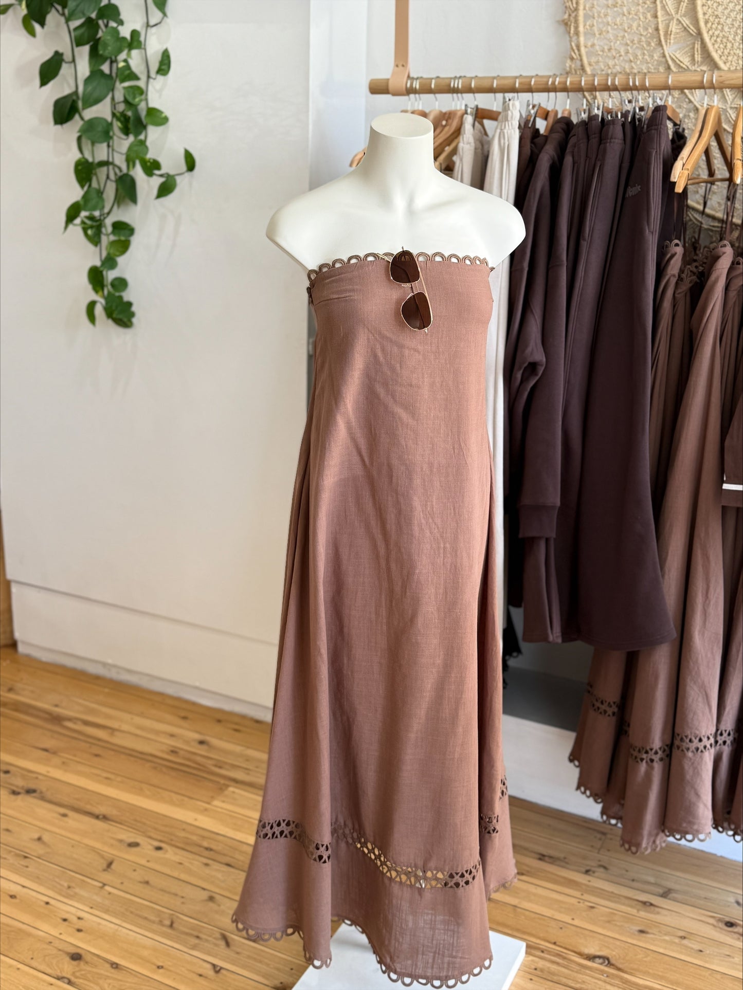 Terra Lace Dress