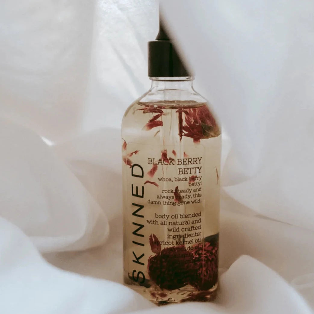 BLACK BERRY BETTY BODY OIL